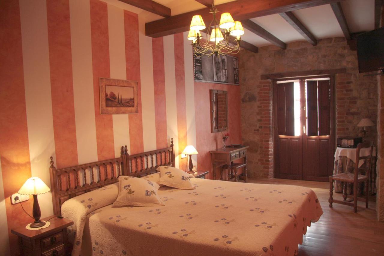 Habitaciones Y Estudios- Hotel "Posada De Cantabria El Solar" - Cenas Y Gintonic- Bar -Terraza Panoramica Галізано Екстер'єр фото