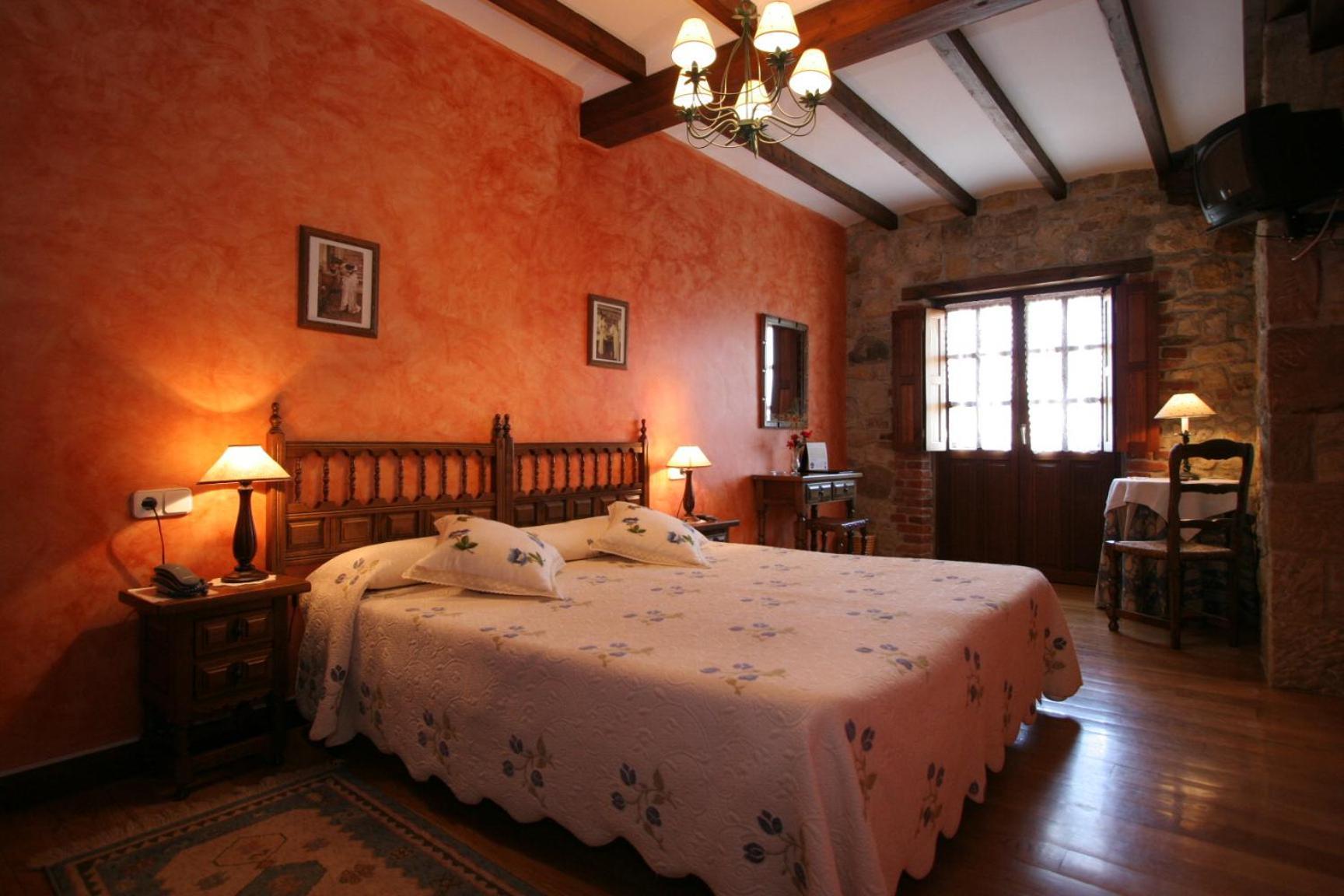 Habitaciones Y Estudios- Hotel "Posada De Cantabria El Solar" - Cenas Y Gintonic- Bar -Terraza Panoramica Галізано Екстер'єр фото